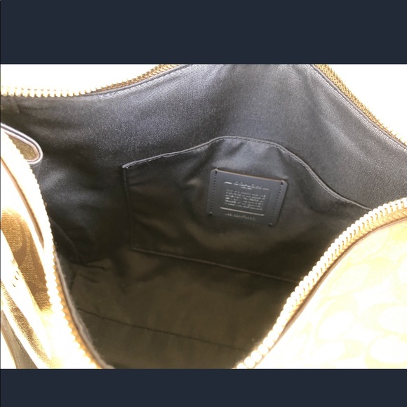 Gaby’sBags👜💕- Coach Large Tote Crossbody signatu - Picture 7 of 7